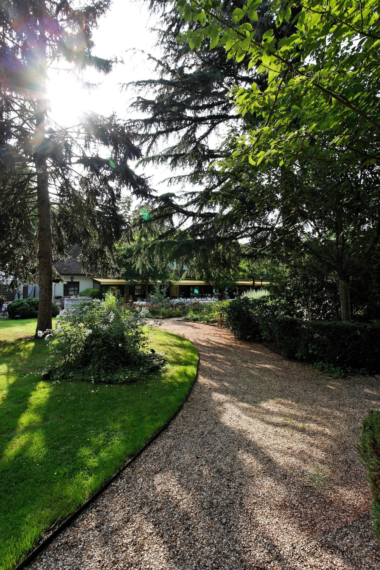 Cazaudehore, Hotel De Charme Au Vert Saint-Germain-en-Laye Exterior photo