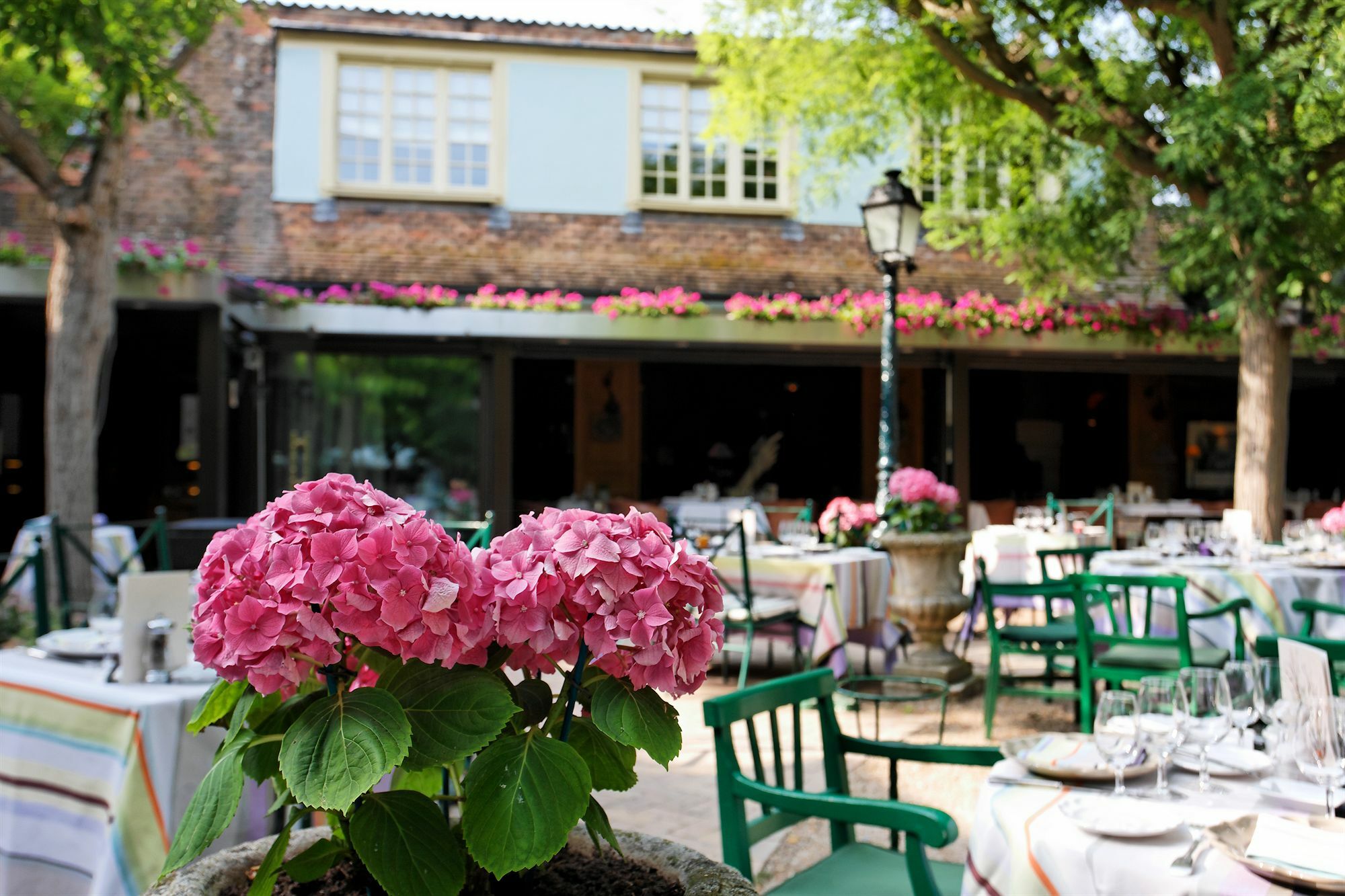 Cazaudehore, Hotel De Charme Au Vert Saint-Germain-en-Laye Restaurant photo